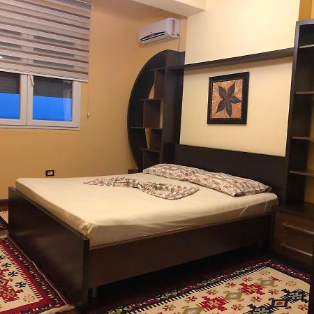 Fully Equipped Flat With Stunning Sea Views Apartamento Durrës Exterior foto