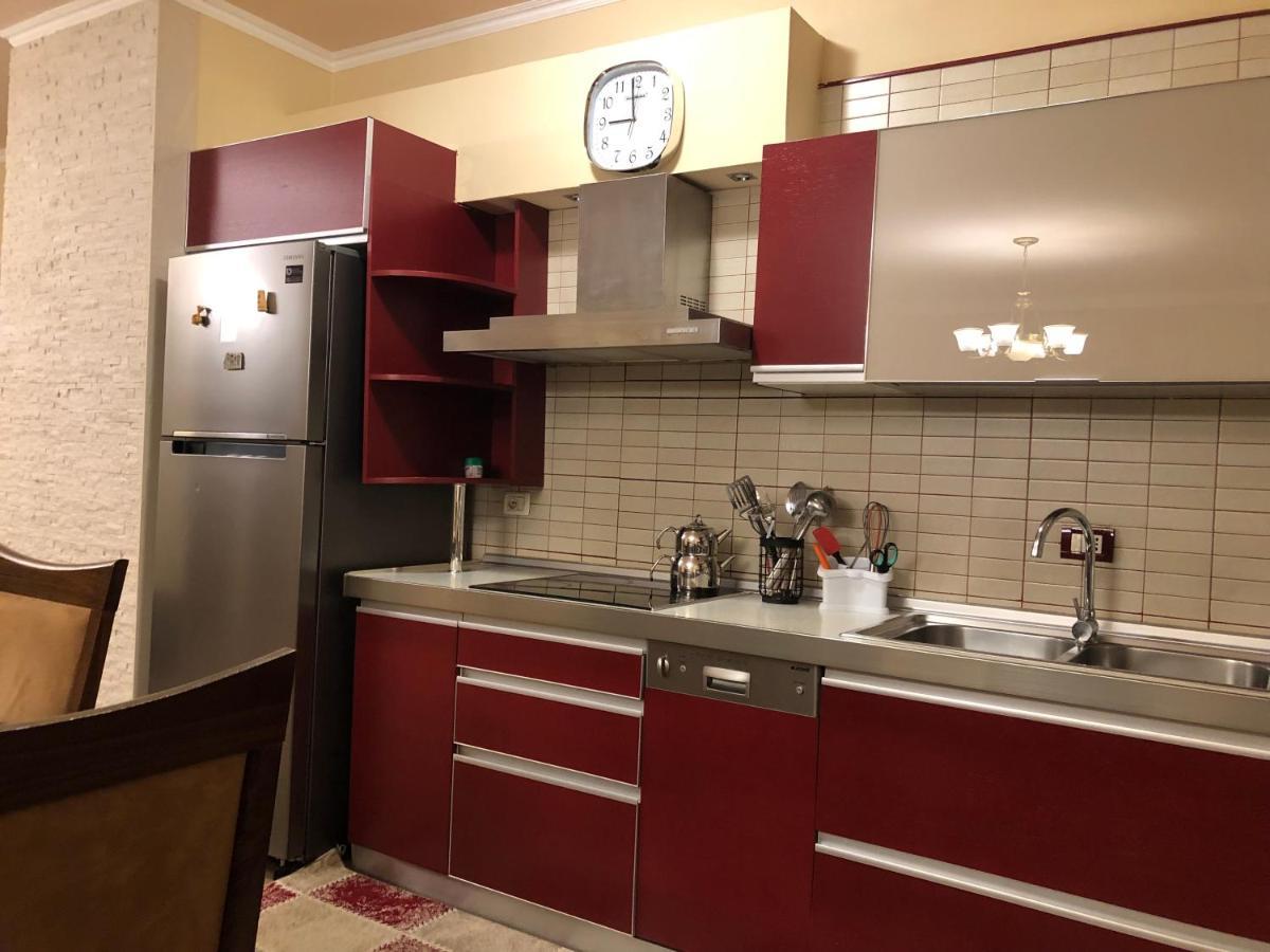 Fully Equipped Flat With Stunning Sea Views Apartamento Durrës Exterior foto